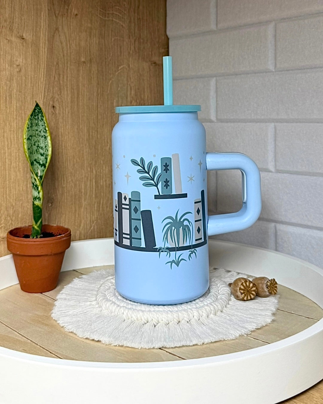 Edelstahl-Trinkbecher "Katze am Bücherregal" mit Henkel 500ml