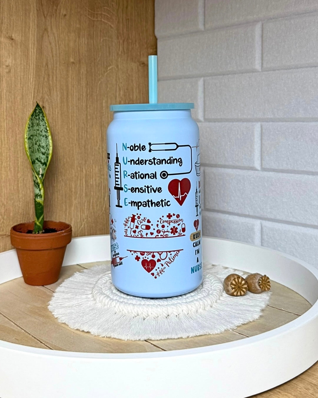 Edelstahl-Trinkbecher "Nurse with Heart" mit Henkel 500ml