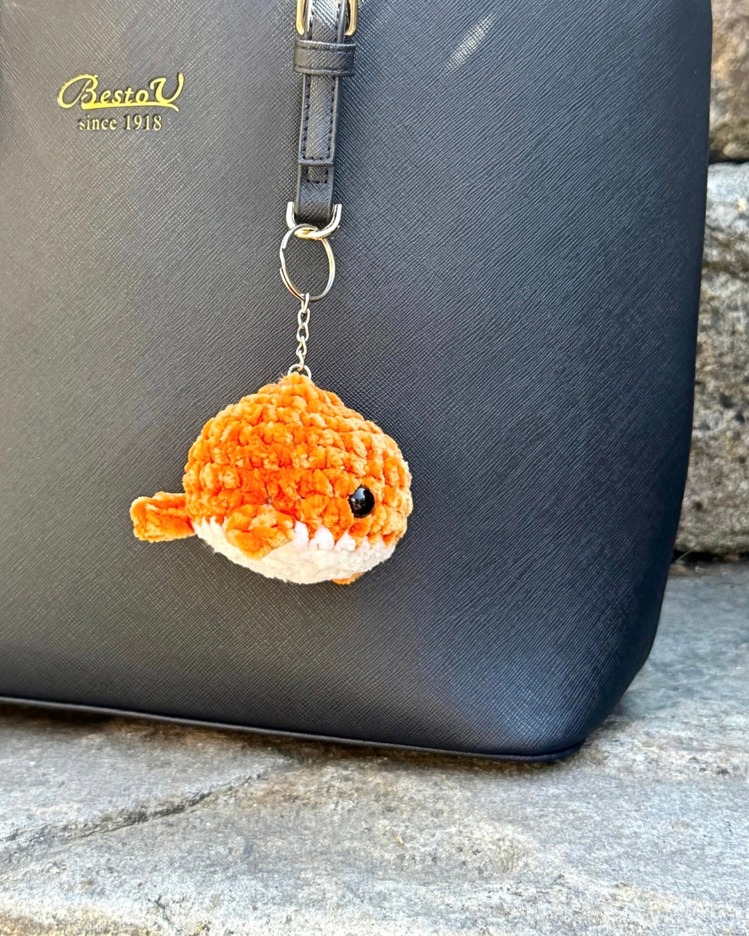 Gehäkelter Schlüsselanhänger: "Wal" 🐳
