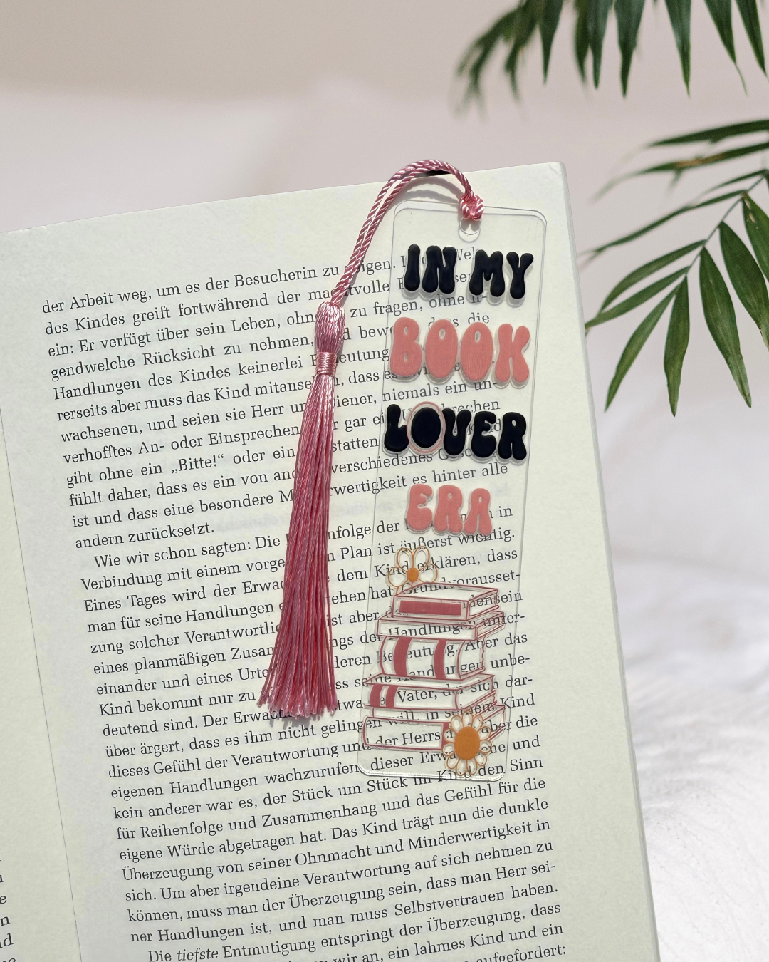 Lesezeichen "Welt der Bücher" - Handgemachtes Geschenk für Bücherfreunde